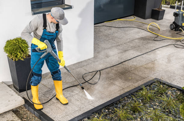 Why Choose Our Certified Pressure Washing Experts for Your Project Needs in Warren Park, IN?